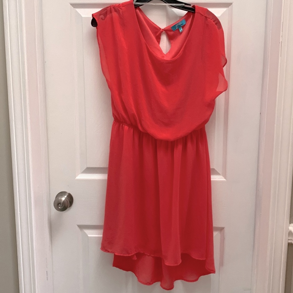 Ladies salmon colored buttous size medium dress